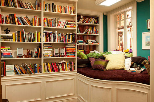 Twenty Dream Reading Spots
