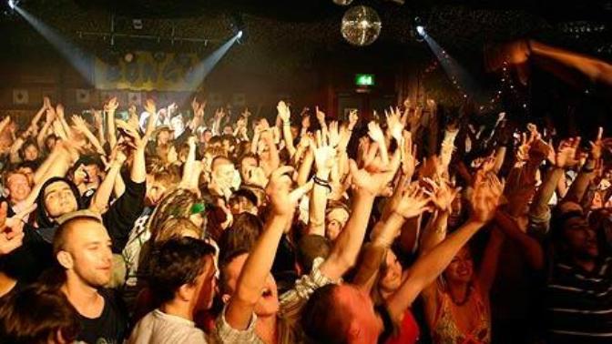 Things people who hate dance clubs can understand