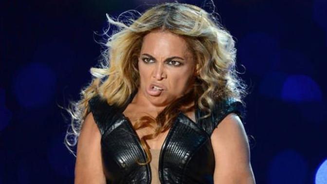 Celebrities considered attractive but are actually ugly