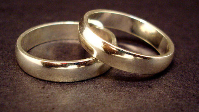 Pros and Cons of Dating a Divorced Man