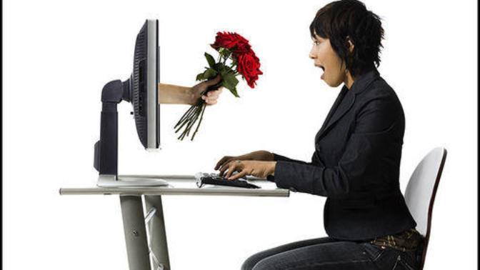 Is online dating the worst way to start a relationship?
