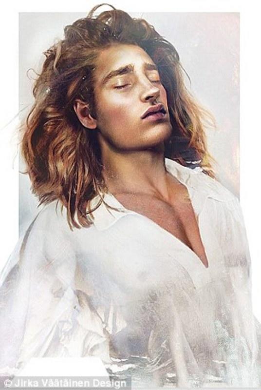 Ladies, something for your eyes and hearts. Cherish and behold but take it with a pinch of salt since the jawlines give a hint of falseness to them.