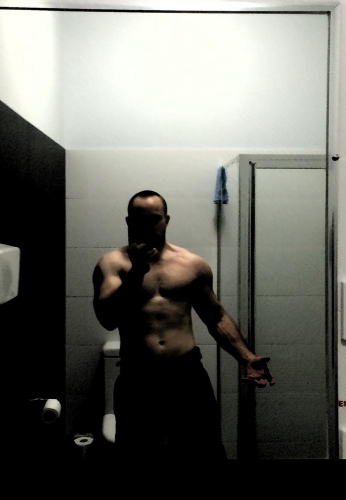 Seriously gents, looks mean little compared to personality: Real life example with photo.