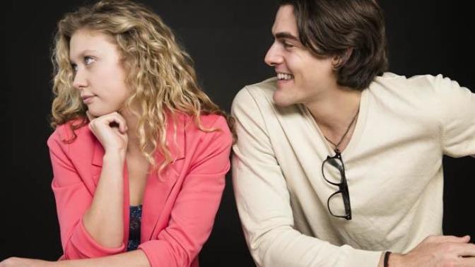Things some men do that they do not realize they may be doing that turn some women off to them