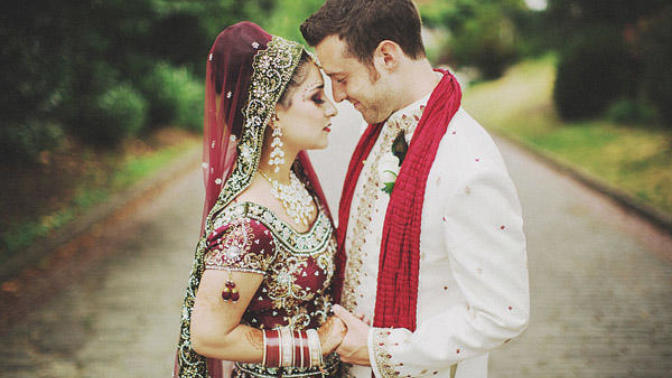 The more colorful weddings