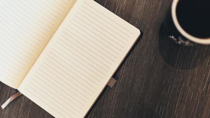 54 Ways To Become Present in The Moment (Simply questions to ask yourself that instantly makes you present!!)