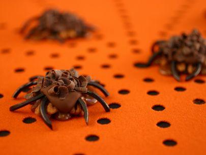 Spooky Treats for a Boo-tiful Halloween! Scary sweet treats you'll be goblin up!