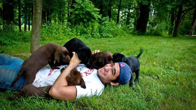The 10 Sexiest Things Men Do, Without Knowing It