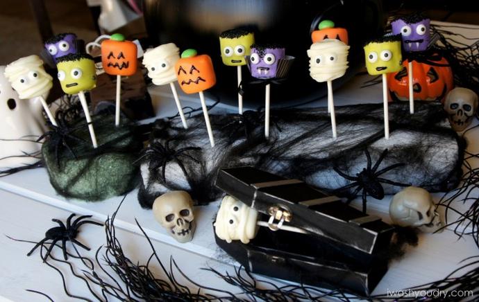 The Guide To a Perfect Halloween Party 🎃
