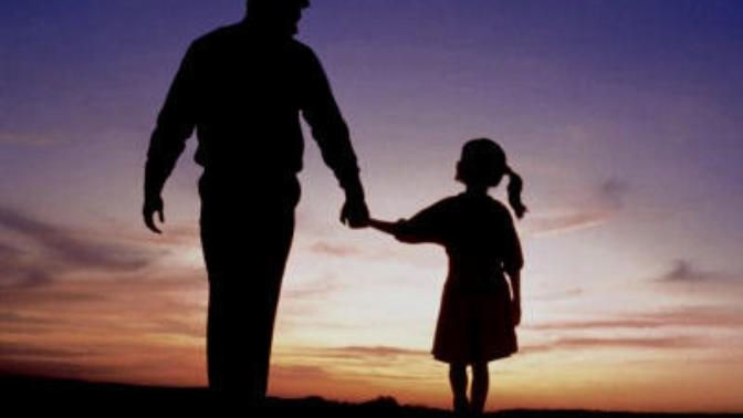 Understanding Daddy Issues: The Girl With the Eternally Broken Heart