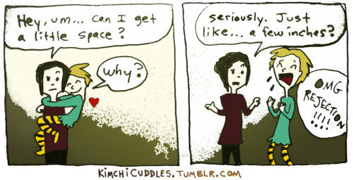 Finding Balance: The Very Distant and Ultra Clingy in Relationships 🔓🔒