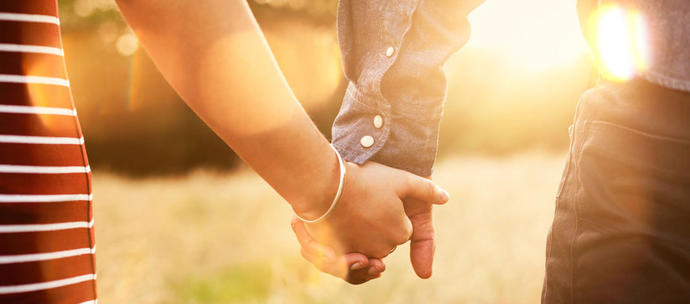 5 Things Couples in Healthy Relationships Do