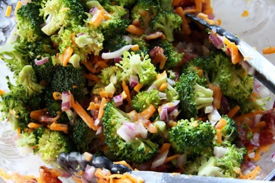 Random Light Recipes w/ RJ! – Salad Edition