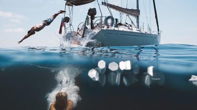 Love On A Boat: Captain & Charlie