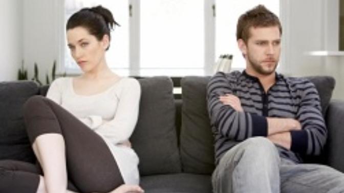 25 Reasons Why He Won't Ask You To Marry Him!