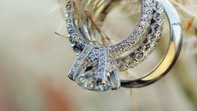 Warning Signs That May Make You Want To Rethink That Marriage Proposal