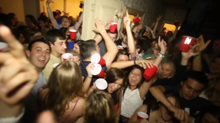 First college party and what to expect, from a girl’s point of view.