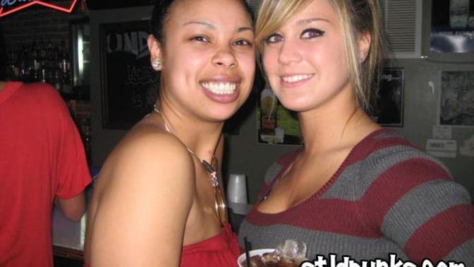 Attractive Girls Vs. Average Girls