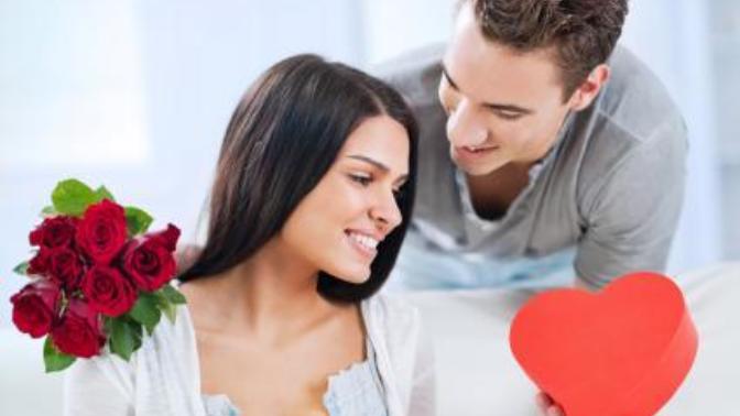 Why It's Totally Fair That Men Are Expected To Put More Effort Into Dating Than Women Are (From An Evolutionary Perspective)