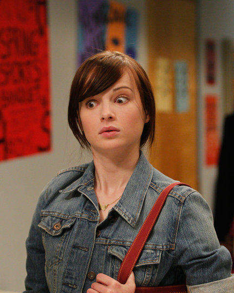 IT'S NOT YOUR FAULT: Many Girls Are Socially Awkward