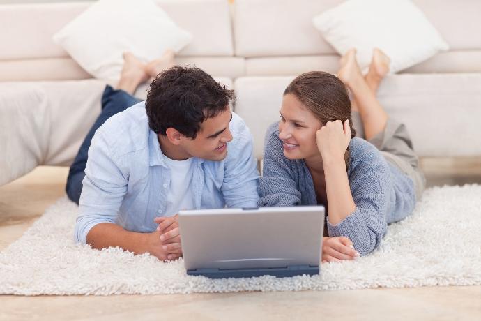 Reasons an Age Gap Relationship May Be Right for You...