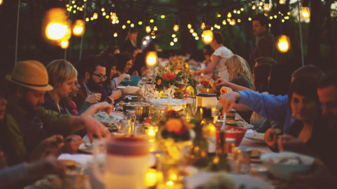 How To Host a Multi-Course Dinner Party