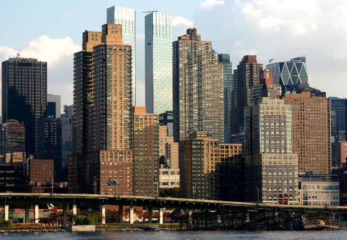Want To See A Show? Pay A Visit To A New York Trainstation