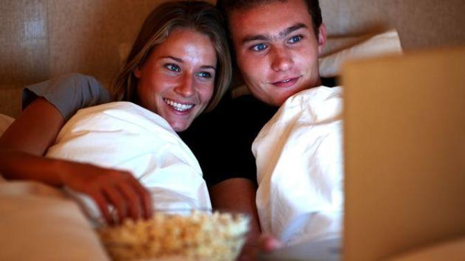 10 Awesome Date Ideas That Are Cheap or Totally Free