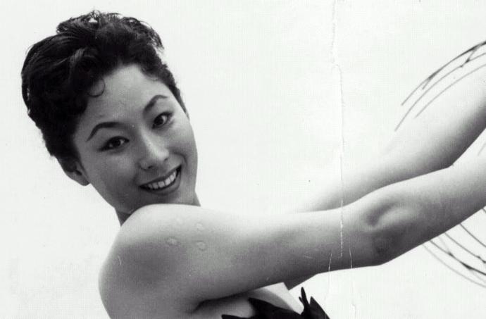 8 Bombshell Beauties in the 20th Century Not Named Marilyn Monroe