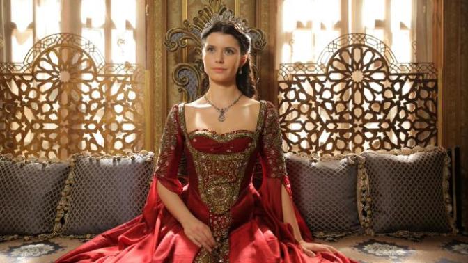 10 Drop-Dead Gorgeous Turkish Women