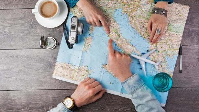 Top 10 Tips for Traveling Internationally