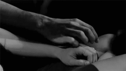 19 Cute Little Things Guys Do