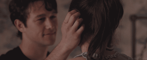 19 Cute Little Things Guys Do