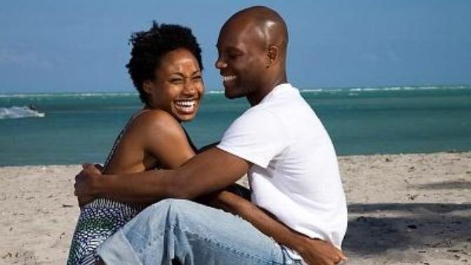10 Romantic (Or Just Plain Fun!) Summer Ideas for Couples