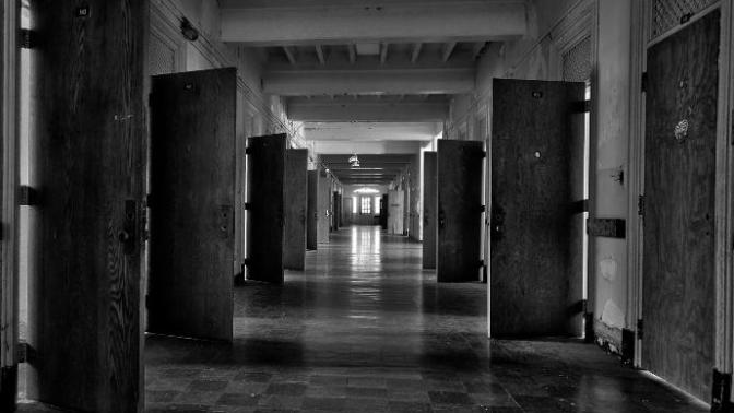 My Experience Inside a Mental Hospital And Why It's Hell on Earth