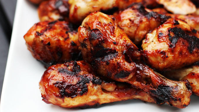 8 Ways to Have a *GASP* Healthier July 4th Picnic