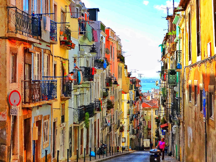 7 Romantic Places In Europe for Traveler Couples to Pop the Question