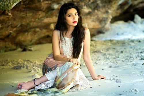 10 Beautiful Pakistani Women to Feast Your Eyes On