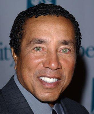 19 African-American Celebs With Light Eyes