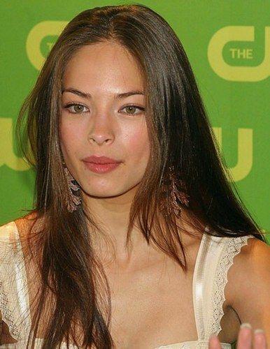 10 Exquisitely Unique Beauties Hollywood Should Appreciate More