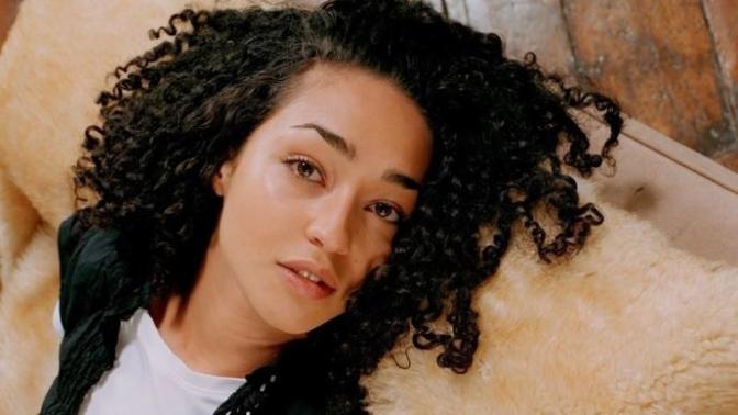10 Exquisitely Unique Beauties Hollywood Should Appreciate More