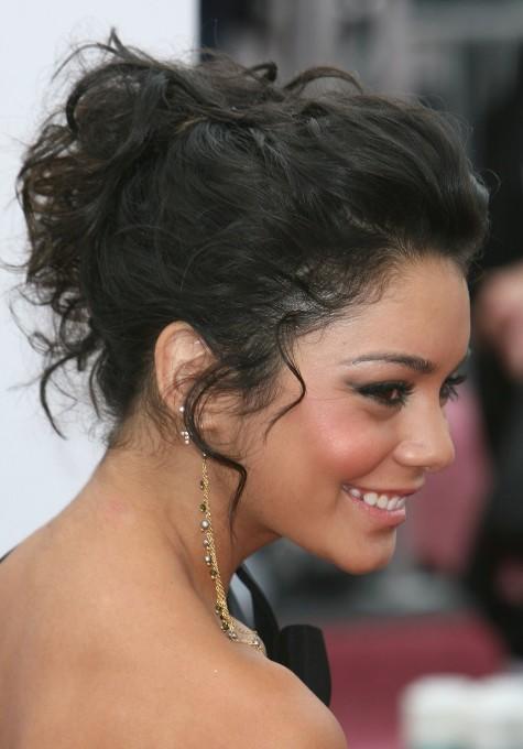 13 Awesome Hairstyles for Chicks