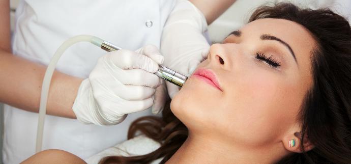 10 Skin Tips for Those with Oily, Acne-Prone Skin