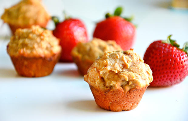 Healthy Snacks to Keep You on Track 👍