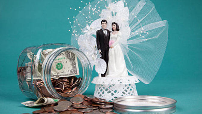 Diamond Rings & Other Expensive Things - America's Obsession