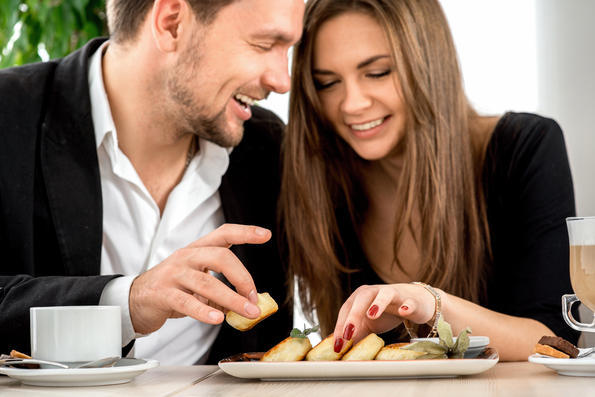 One Big Reason Why Guys Don't Want to Pay on a First Date