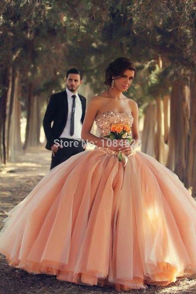 14 Beautiful Wedding Dresses That Aren T White Saskguys 14 Beautiful Wedding Dresses That Aren T White