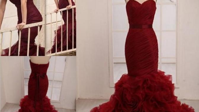 14 Beautiful Wedding Dresses That Aren't White