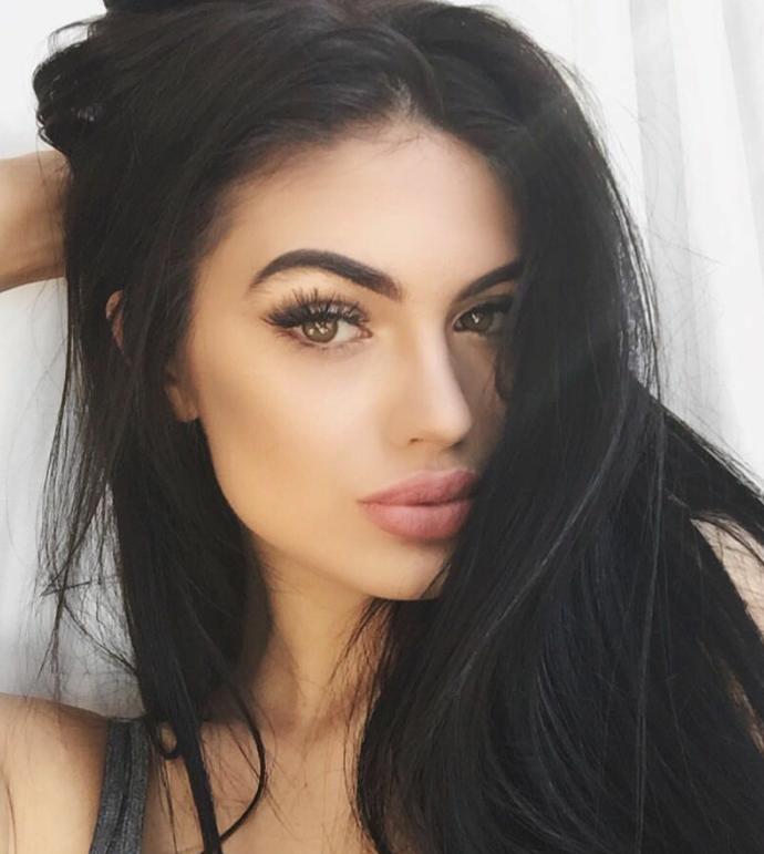 Gorgeous Chicks With Fake Lips, As Seen on Instagram