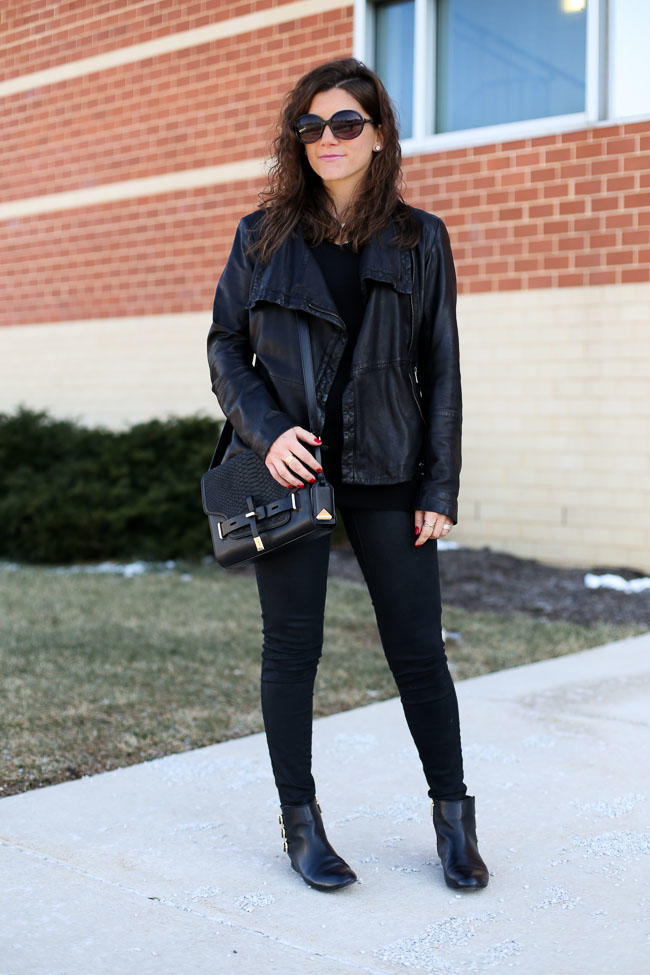 16 Fabulous All Black Outfits for Girls - GirlsAskGuys